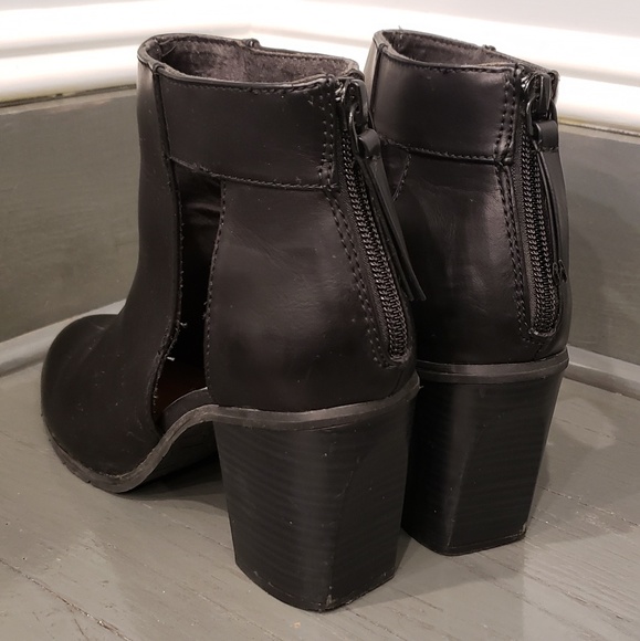 BC Black Booties - Picture 4 of 4